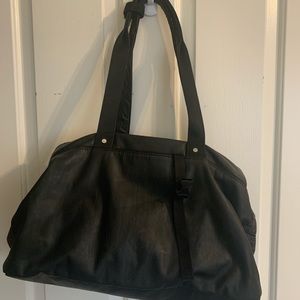 lululemon athletica Bags - Duffle bag lululemon athletica Bags - Duffle bag